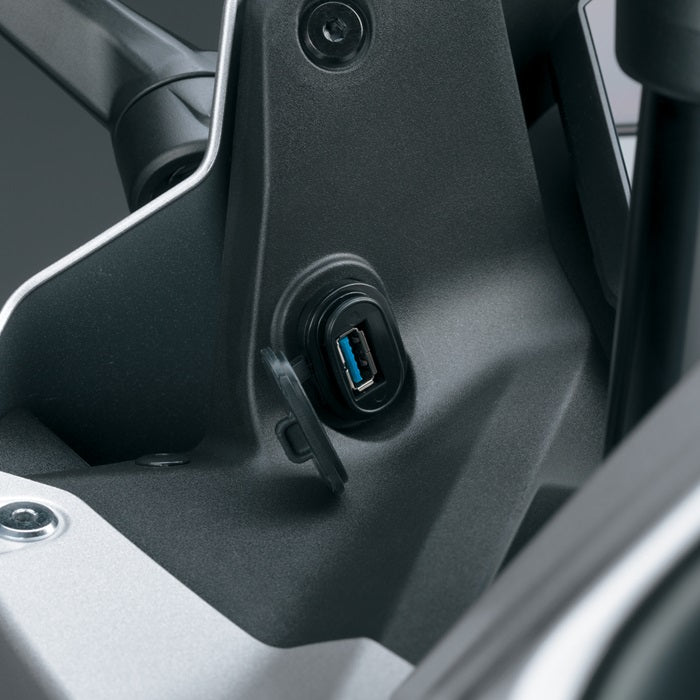 Suzuki USB Socket – Suzuki item 39100-25820
