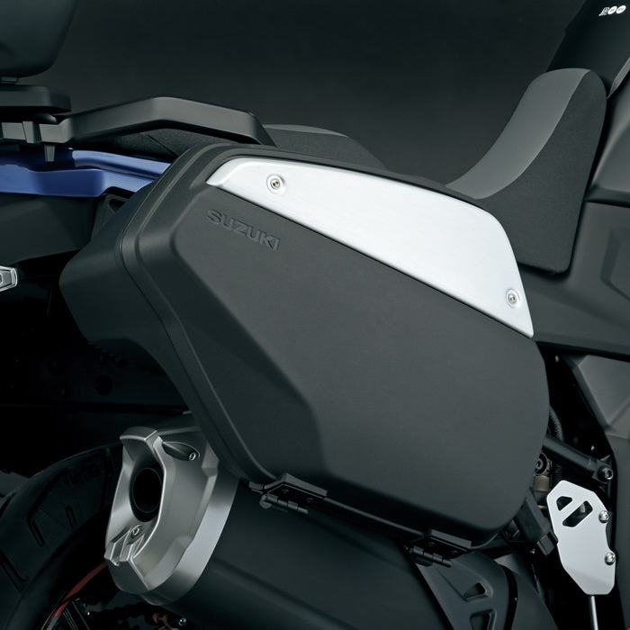 Suzuki Plastic Side Case Set – Suzuki item 95401-25810