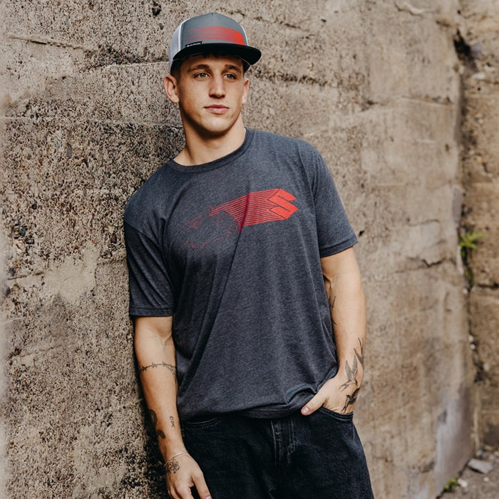 'busa Moving T-Shirt